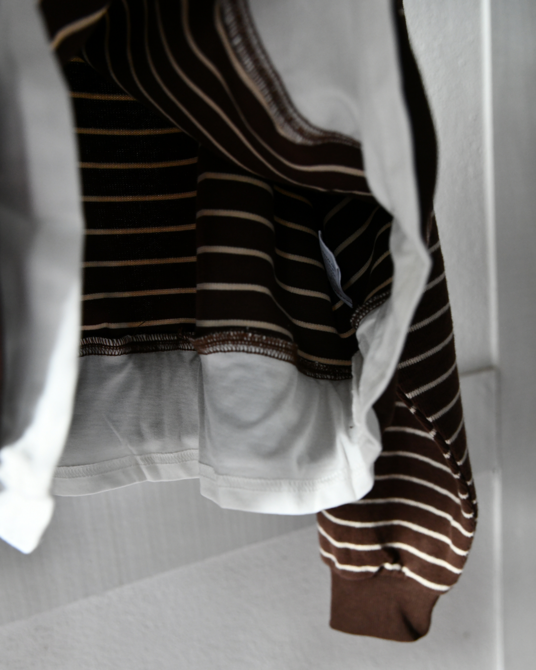 Sweatshirt Stripes in Dunkelbraun
