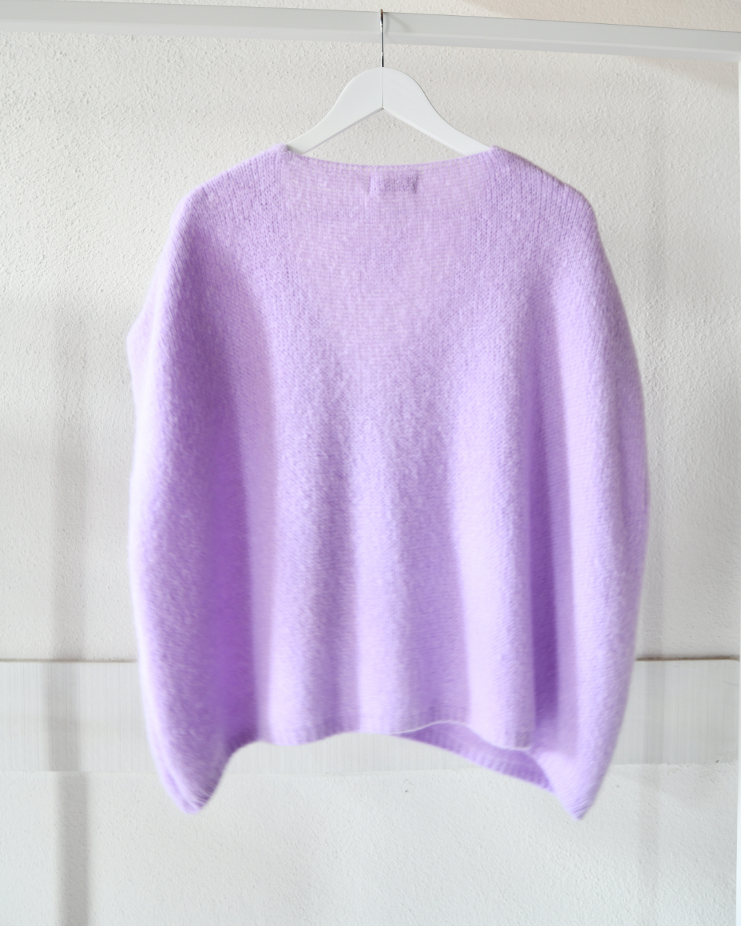 Strickweste in flieder