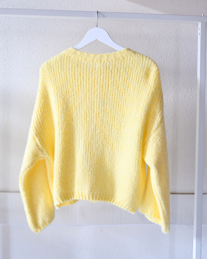 Strickjacke Ella mit Perlmuttknöpfen