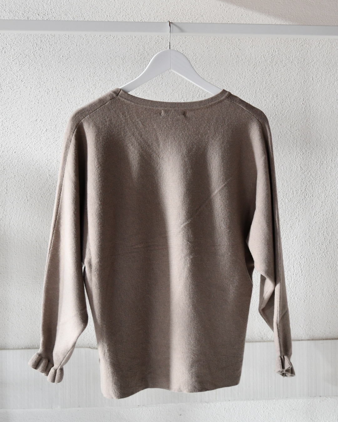 Pullover mit Rüschen