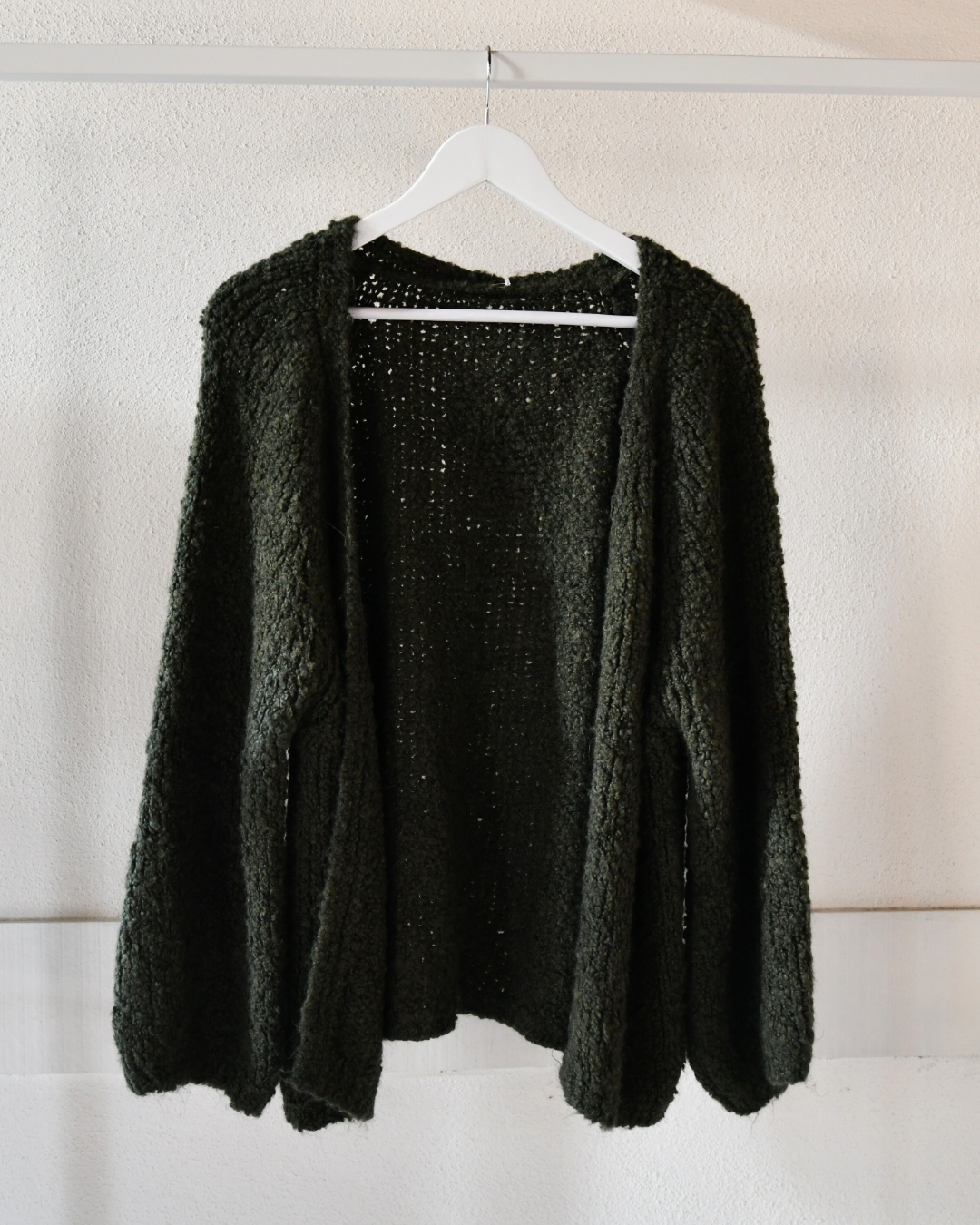Bouclé Strickjacke
