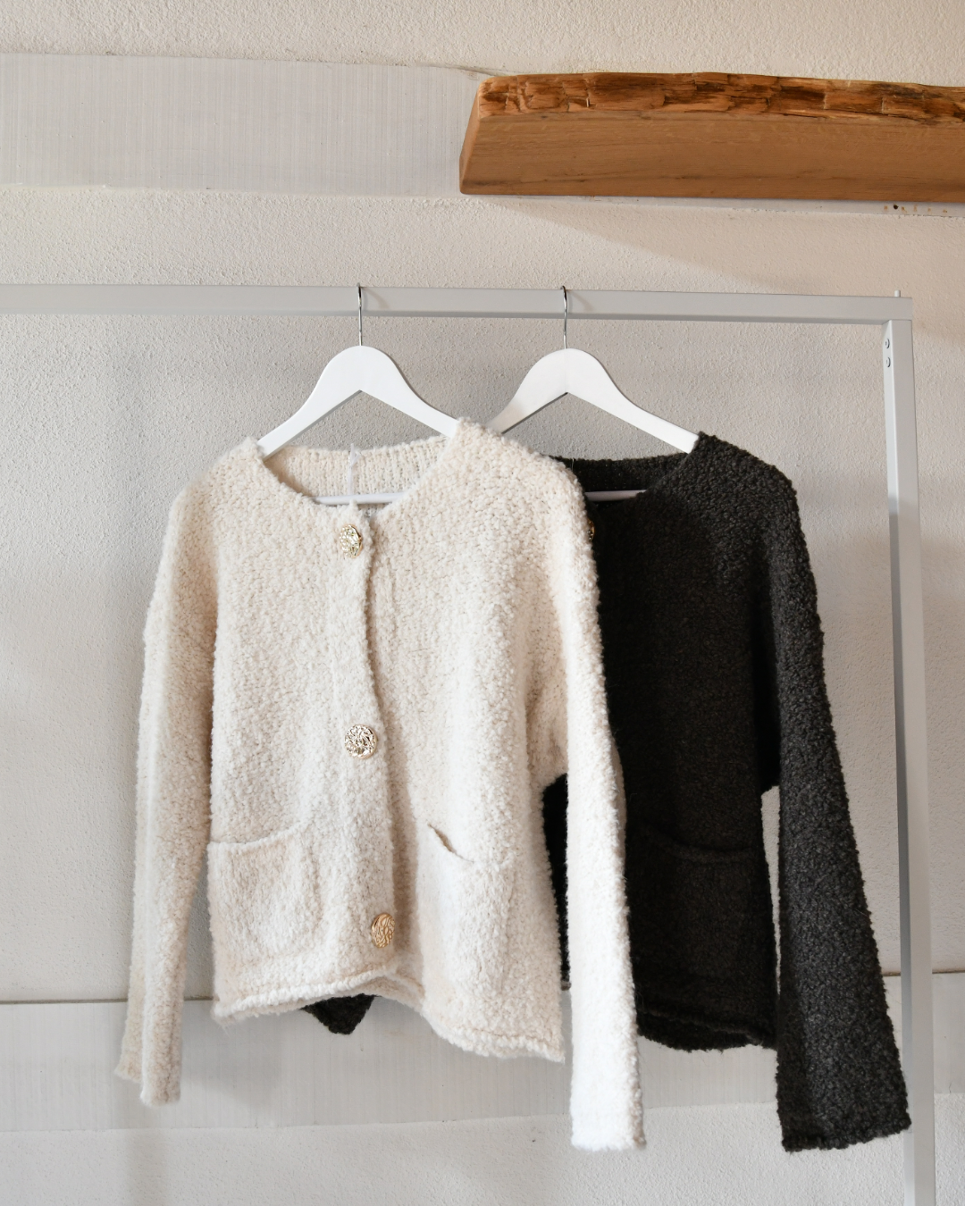 Bouclé-Strickjacke Classy