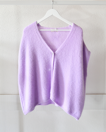 Strickweste in flieder