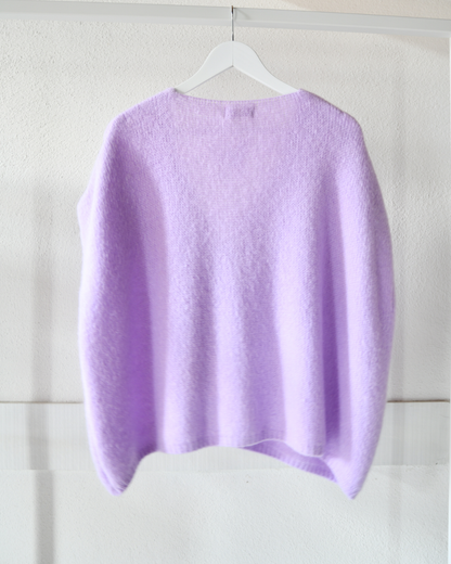 Strickweste in flieder