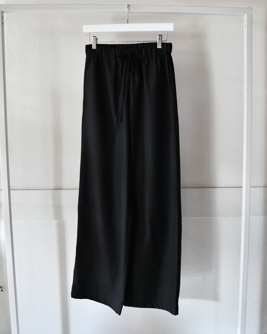 Stoffhose in Schwarz