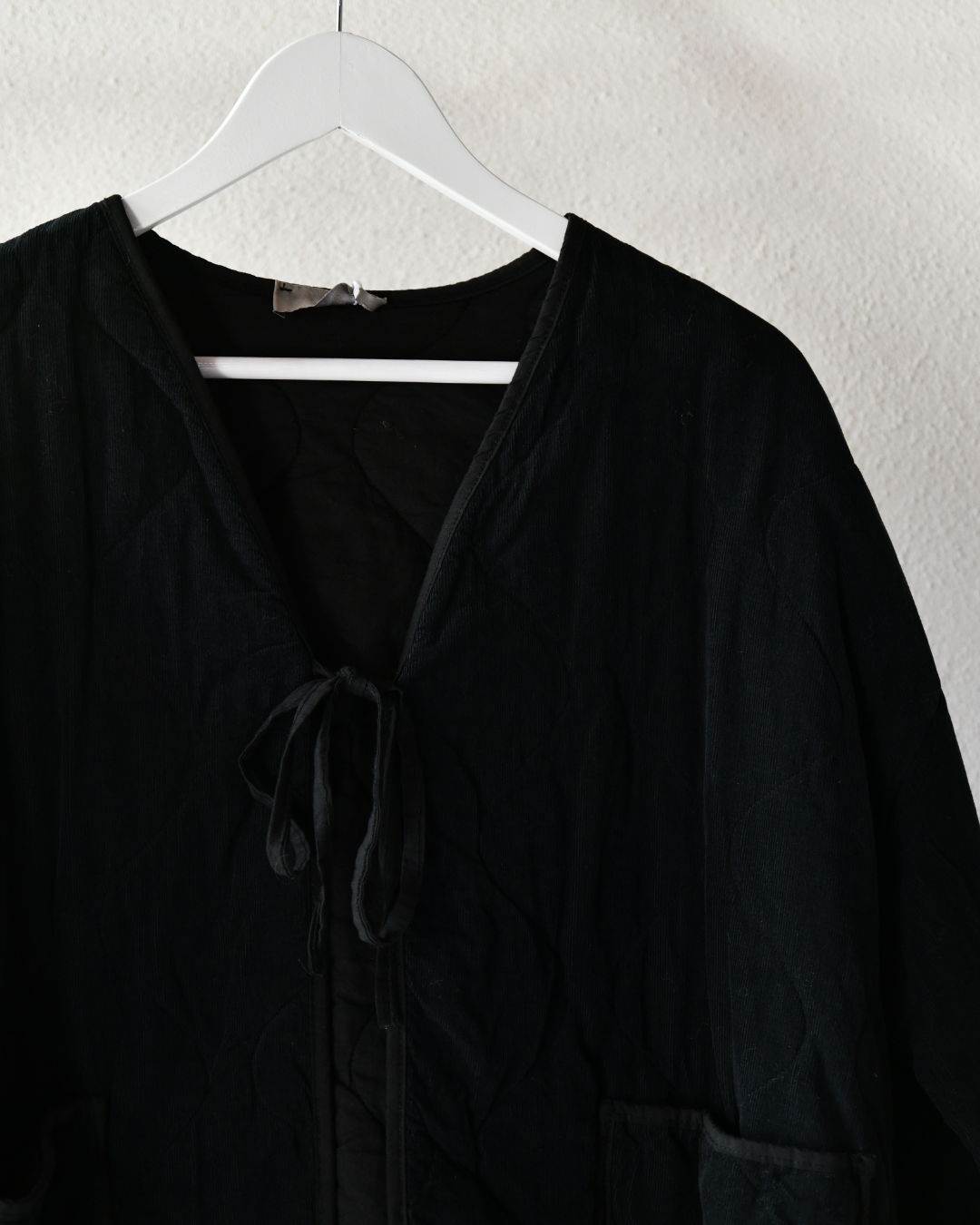 Steppjacke mit Schleife